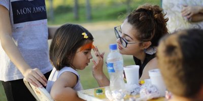 face paint on girls face